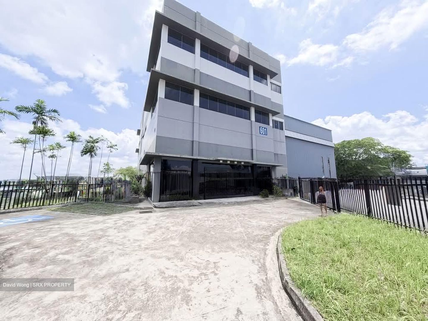 Loyang Industrial Estate (D17), Factory #560986921